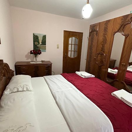 מלון Krujë Hoxha House מראה חיצוני תמונה